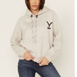 Yellowstone Beth Dutton hoodie sweatshirt graphics on front and back size L